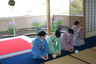 細見美術館 古香庵 気軽にお茶会体験 クリスマスのミニ茶会