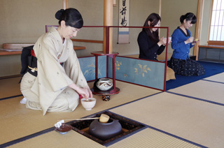 細見美術館 古香庵 茶の湯体験 新春のしつらえ