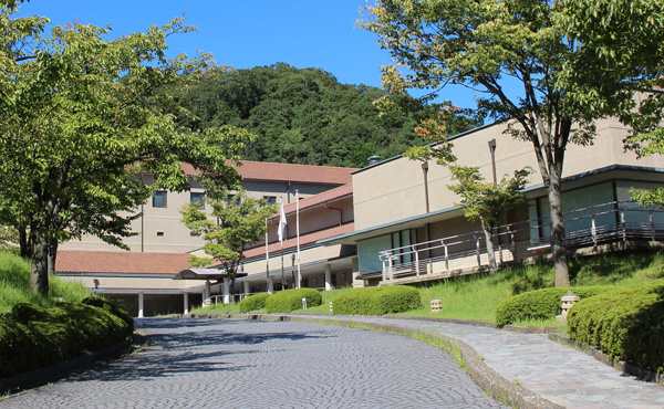 日本文化研究センター